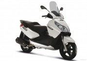 Piaggio X7 300